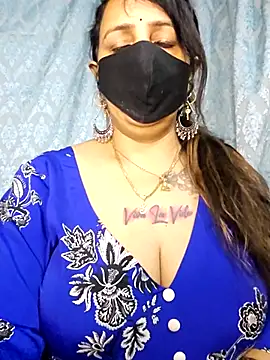 cute-tanvi online show from February 20, 1:13 am