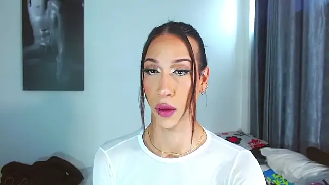 Kenisha Sweet online show from December 20, 7:32 pm