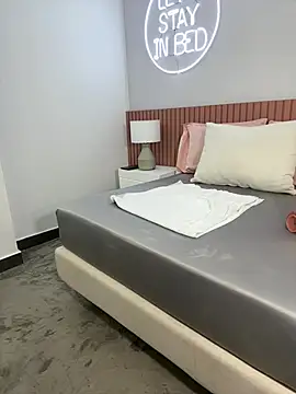 natural bigboobs online show from March 1, 10:53 pm