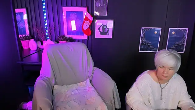 CarmenSoft online show from January 9, 8:43 pm