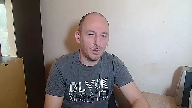 Johan   Barker online show from February 13, 12:12 pm