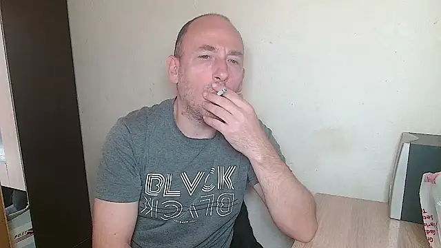 Johan   Barker online show from March 10, 11:48 am