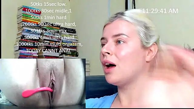 Snapshot of queenofthenighttt chatting on April 26, 9:29 am queenofthenighttt online show from April 26, 9:29 am