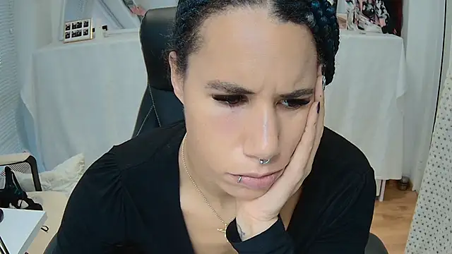 AaliyahHarris online show from December 21, 1:42 pm