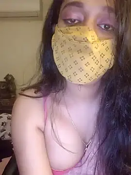 Snapshot of Lavanya_Shah chatting on December 18, 3:11 pm Lavanya Shah online show from December 18, 3:11 pm