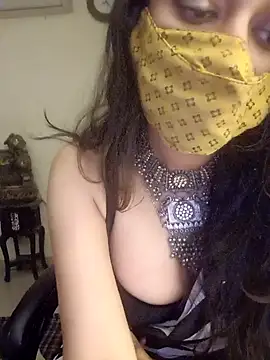 Snapshot of Lavanya_Shah chatting on January 24, 2:51 pm Lavanya Shah online show from January 24, 2:51 pm