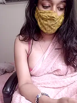 Snapshot of Lavanya_Shah chatting on February 18, 5:31 pm Lavanya Shah online show from February 18, 5:31 pm