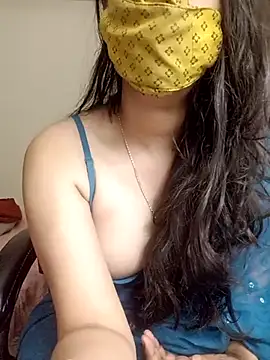 Snapshot of Lavanya_Shah chatting on February 20, 6:02 pm Lavanya Shah online show from February 20, 6:02 pm