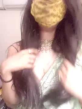 Snapshot of Lavanya_Shah chatting on October 28, 2:42 pm Lavanya Shah online show from October 28, 2:42 pm