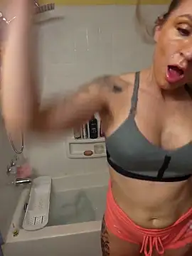 MaddisonX online show from May 14, 7:04 am