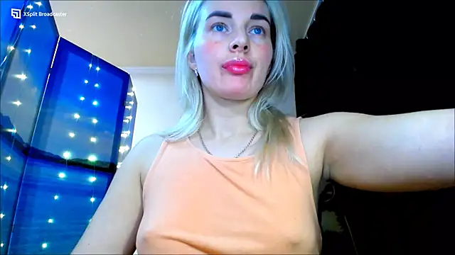 Snapshot of miaa_sunn chatting on December 16, 8:05 pm miaa sunn online show from December 16, 8:05 pm