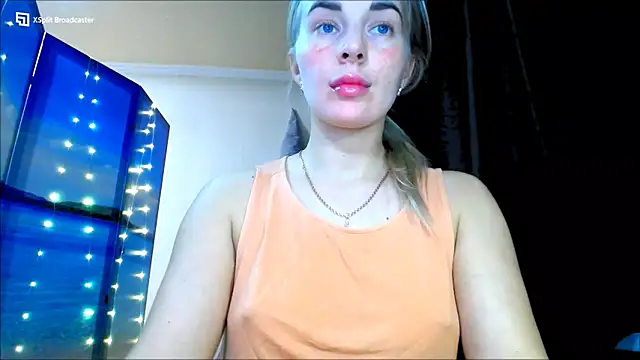 Snapshot of miaa_sunn chatting on December 29, 8:04 pm miaa sunn online show from December 29, 8:04 pm