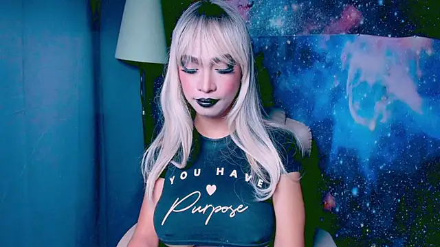 Snapshot of XXsexylongcockXX chatting on March 6, 10:26 pm XXsexylongcockXX online show from March 6, 10:26 pm