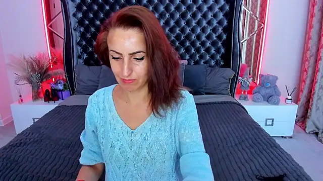 Rebecca Diamond online show from May 28, 5:38 am