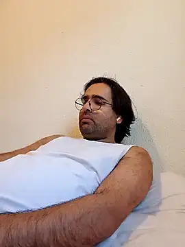 Snapshot of Azad64 chatting on January 12, 2:09 pm Azad64 online show from January 12, 2:09 pm