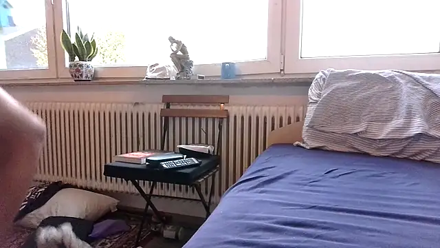 Snapshot of Azad64 chatting on October 25, 3:40 pm Azad64 online show from October 25, 3:40 pm