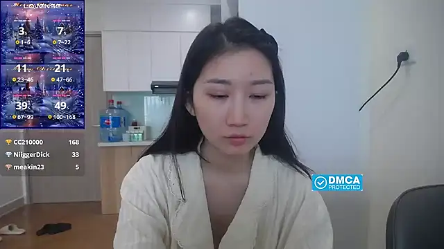 Snapshot of Asiagirll chatting on January 16, 2:37 am Asiagirll online show from January 16, 2:37 am