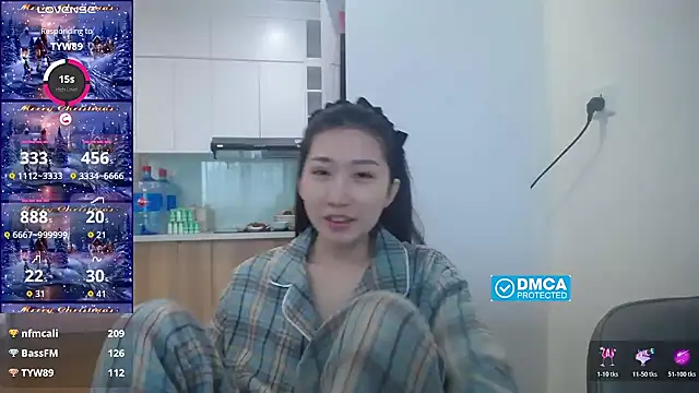 Snapshot of Asiagirll chatting on February 11, 3:11 am Asiagirll online show from February 11, 3:11 am