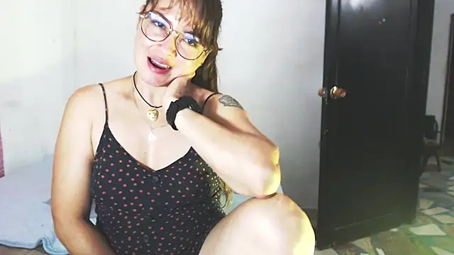 solamatista11 online show from November 11, 9:26 pm