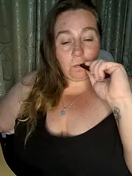 Iceprincess2bad4u online show from February 2, 6:10 pm