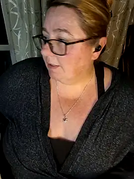 Iceprincess2bad4u online show from February 24, 6:06 pm