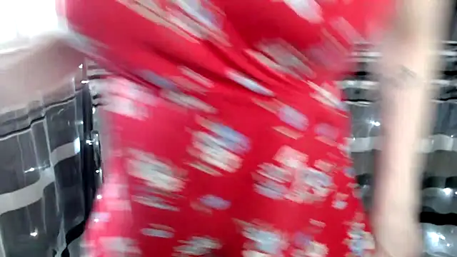 Snapshot of cold_lollipop chatting on March 4, 10:13 am cold lollipop online show from March 4, 10:13 am