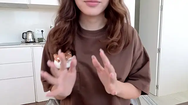 TammiLou online show from April 6, 1:23 pm