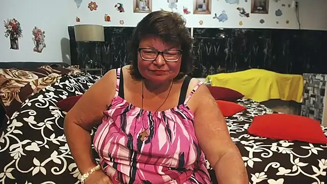 SweetMommaX online show from March 31, 6:41 pm