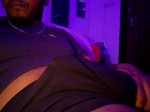 piratess online show from February 7, 10:02 pm