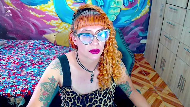 Snapshot of Eimy_lorens chatting on February 12, 7:13 pm Eimy lorens online show from February 12, 7:13 pm