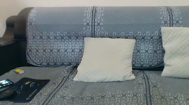 Snapshot of redvelvet_4 chatting on January 6, 9:30 am redvelvet 4 online show from January 6, 9:30 am