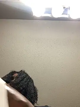 Snapshot of Foreignthababyy chatting on November 18, 3:16 pm Foreignthababyy online show from November 18, 3:16 pm