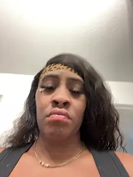 Foreignthababyy online show from April 2, 5:21 pm