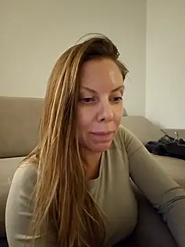 novaforyou1 online show from December 4, 3:54 pm