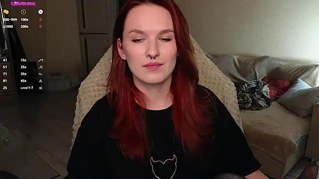 Snapshot of Val_lava chatting on October 26, 7:31 pm Val lava online show from October 26, 7:31 pm