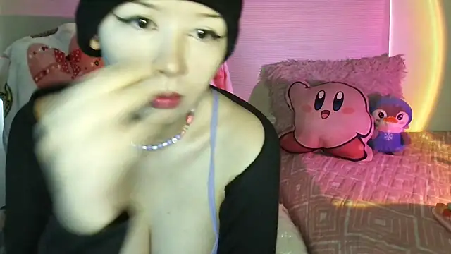 Snapshot of Haru_Queenn chatting on June 11, 12:36 pm Haru Queenn online show from June 11, 12:36 pm