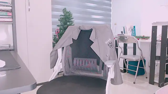 Shyn   online show from January 9, 4:48 am