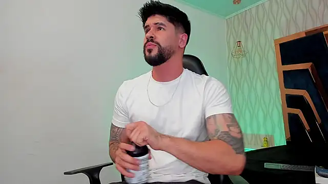 Petesevans online show from February 14, 11:23 pm