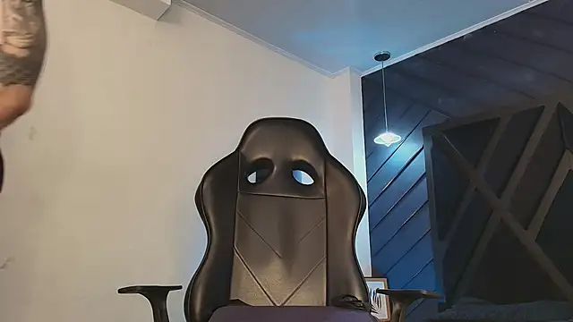 Petesevans online show from March 22, 2:09 pm