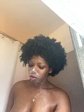 mochamimi online show from March 27, 3:45 pm