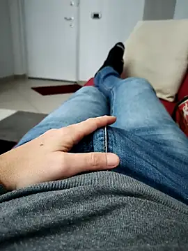 Snapshot of Markus_bst chatting on December 17, 4:35 pm Markus bst online show from December 17, 4:35 pm