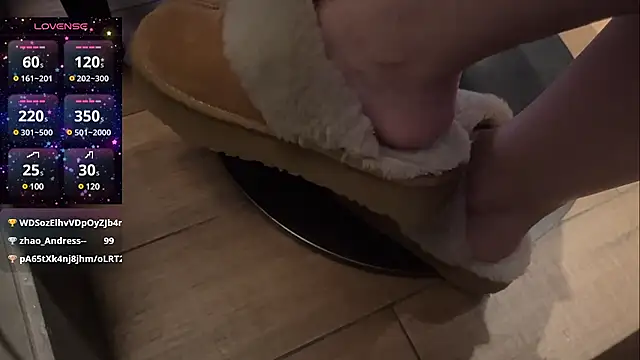 Tw Zoella online show from March 14, 8:10 am