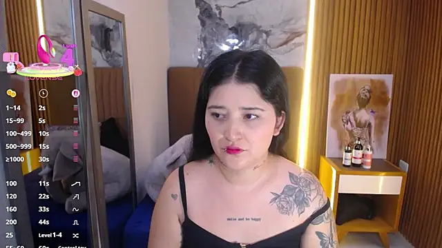 BIANCAROY1 online show from September 19, 6:41 pm