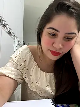 Snapshot of Biancarockefeller chatting on December 4, 1:47 am Biancarockefeller online show from December 4, 1:47 am