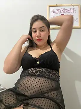 Snapshot of Biancarockefeller chatting on December 11, 3:45 am Biancarockefeller online show from December 11, 3:45 am