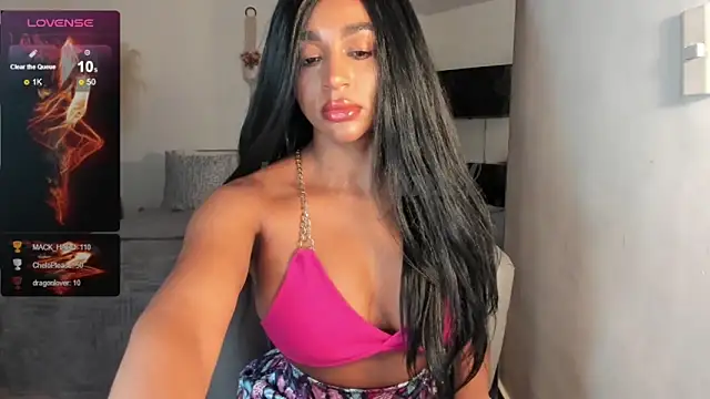 Snapshot of destinne_mill_ chatting on January 14, 2:53 pm destinne mill online show from January 14, 2:53 pm