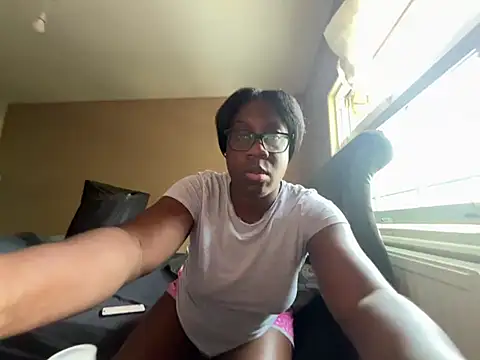 Snapshot of blacksexybeauty31 chatting on June 26, 12:20 pm blacksexybeauty31 online show from June 26, 12:20 pm