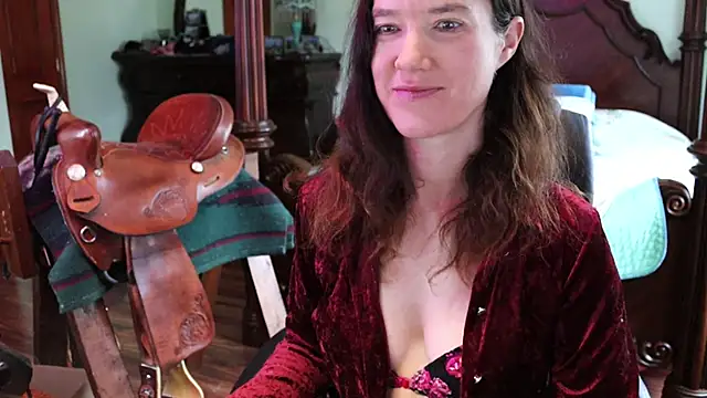 thornburyrose online show from April 2, 5:54 pm