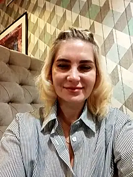 JennyOMay online show from March 25, 5:46 am