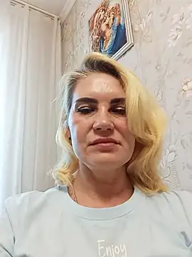 JennyOMay online show from June 6, 3:55 am